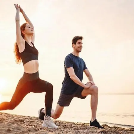 Comfortable Homes, Close To The Sea *