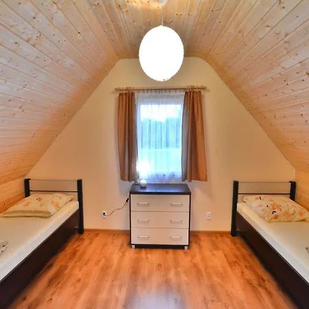 Comfortable Homes, Close To The Sea *